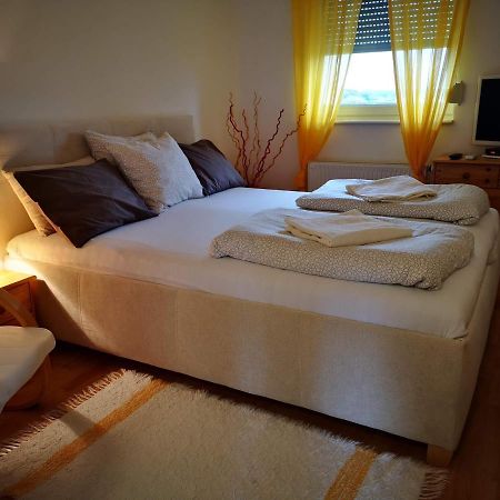 Meszaros Apartman Bük Екстериор снимка