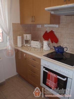 Meszaros Apartman Bük Екстериор снимка